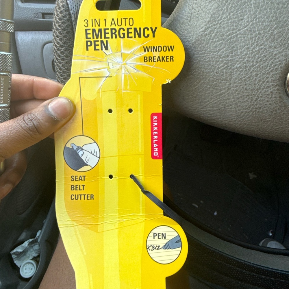 Kirklands 3-in-1 Auto Emergency Pen